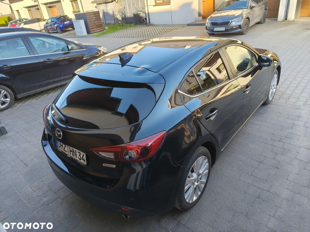 Mazda 3 - 4