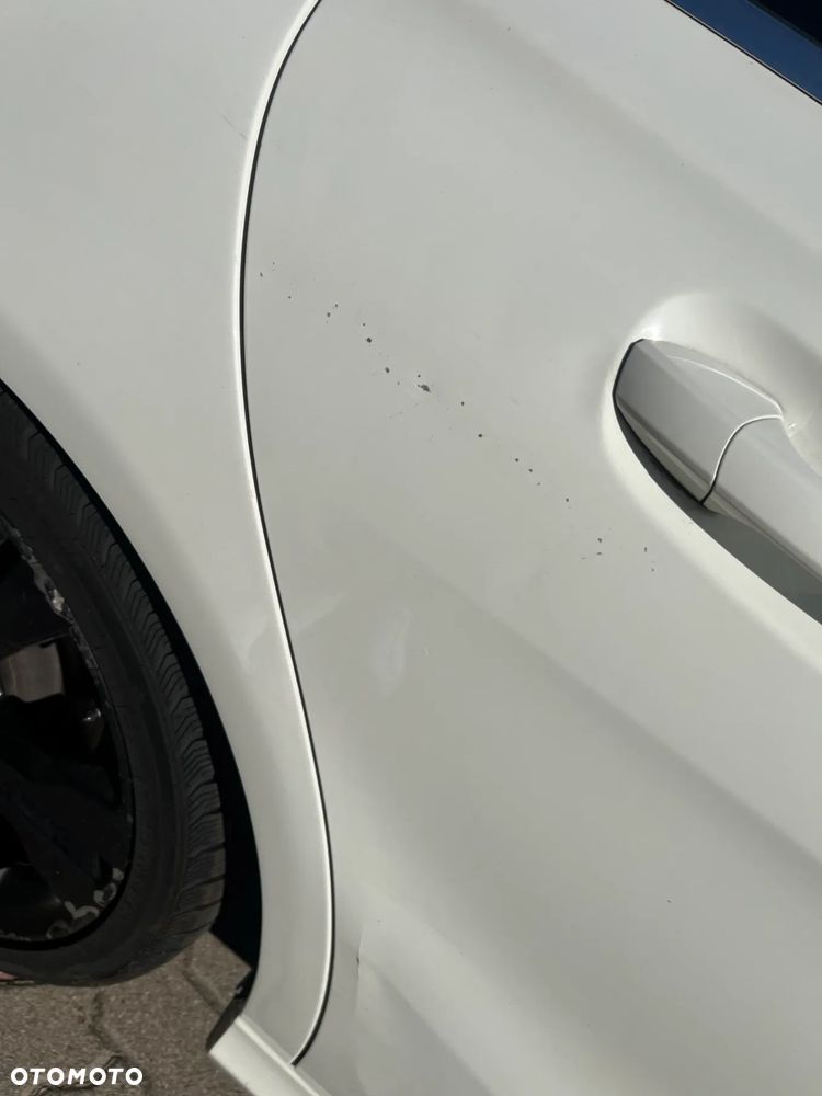 Mercedes-Benz CLA 200 7G-DCT - 15