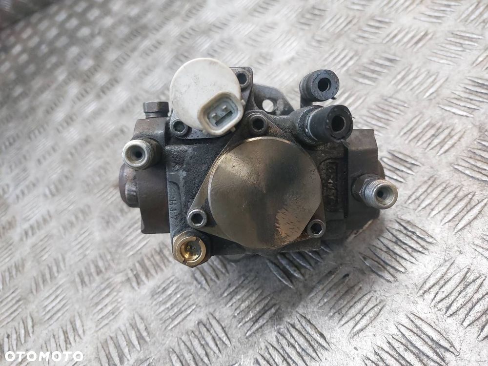 POMPA WTRYSKOWA MAZDA MPV II 2.0 CRDI RF5C - 2