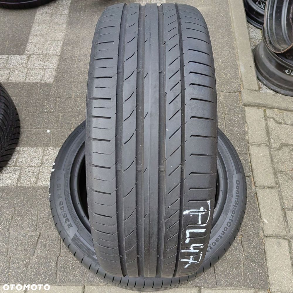 235/45R19 95V Continental Conti Sport Contact 5 SSR MOE para lato PL47
