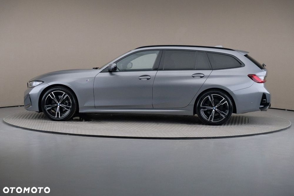 BMW 3 Series 2024 photo 4