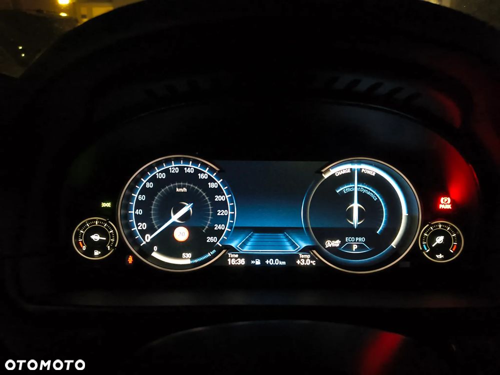 BMW Seria 5 528i Modern Line - 14