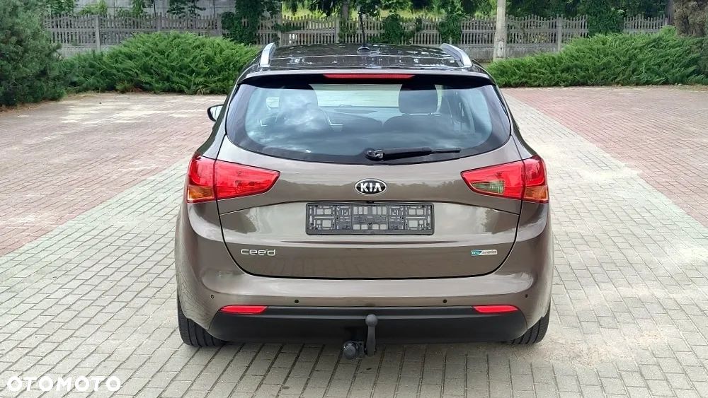 Kia Ceed 1.6 GDI Vision - 16