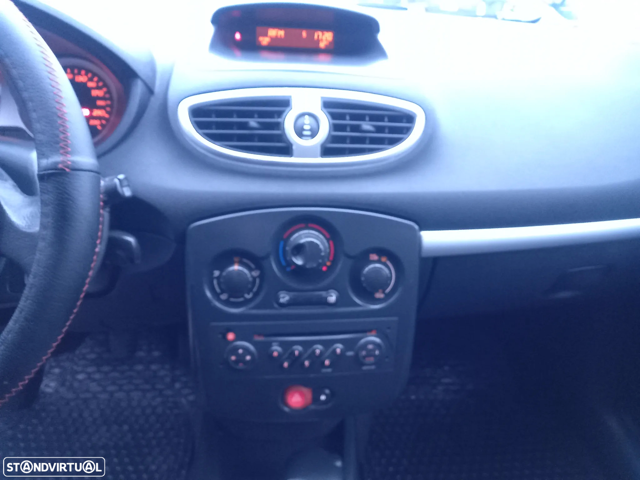 Renault Clio Break 1.5 dCi Dynamique - 14