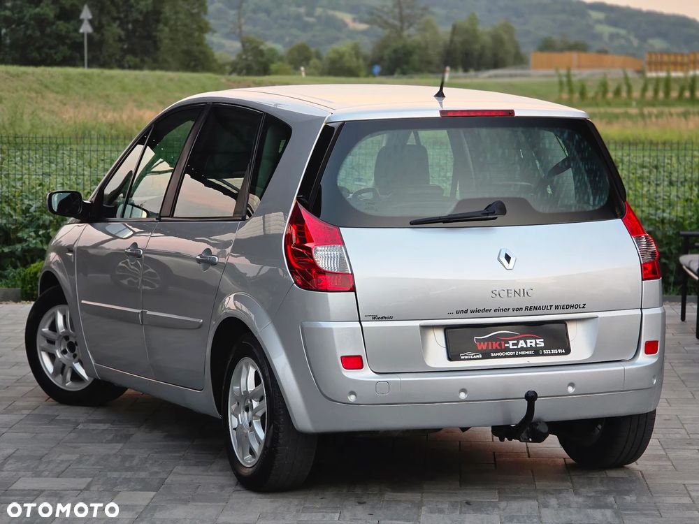 Renault Scenic 2.0 16V Luxe Expression - 11