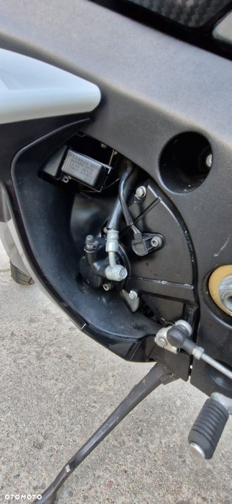 Suzuki GSX-R - 18