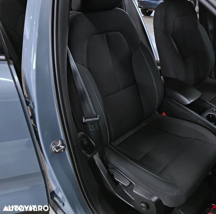 Volvo XC 40 D3 Momentum Pro - 7