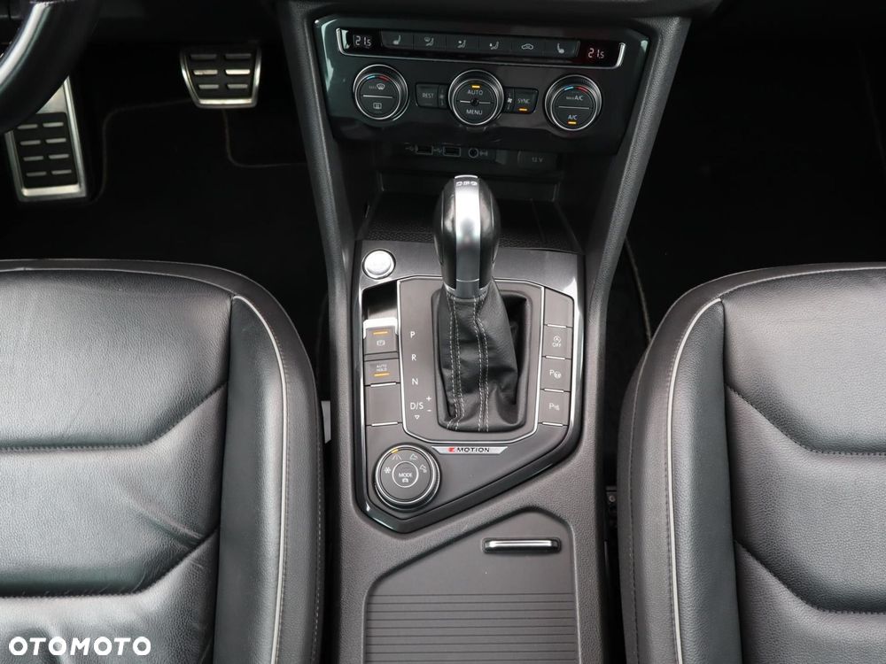 Volkswagen Tiguan 2.0 TDI SCR 4Mot R-Line DSG - 16