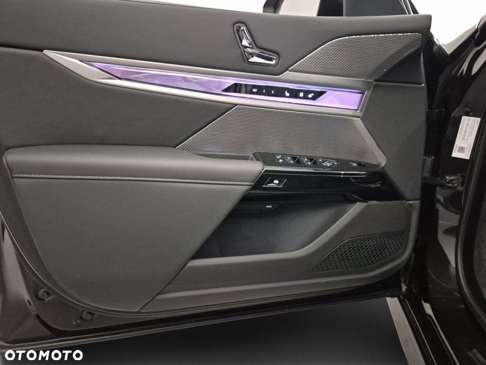 BMW Seria 7 - 12