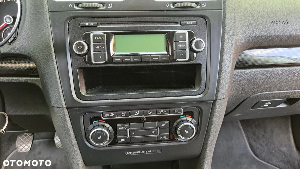 Volkswagen Golf VI 1.6 TDI Comfortline - 21