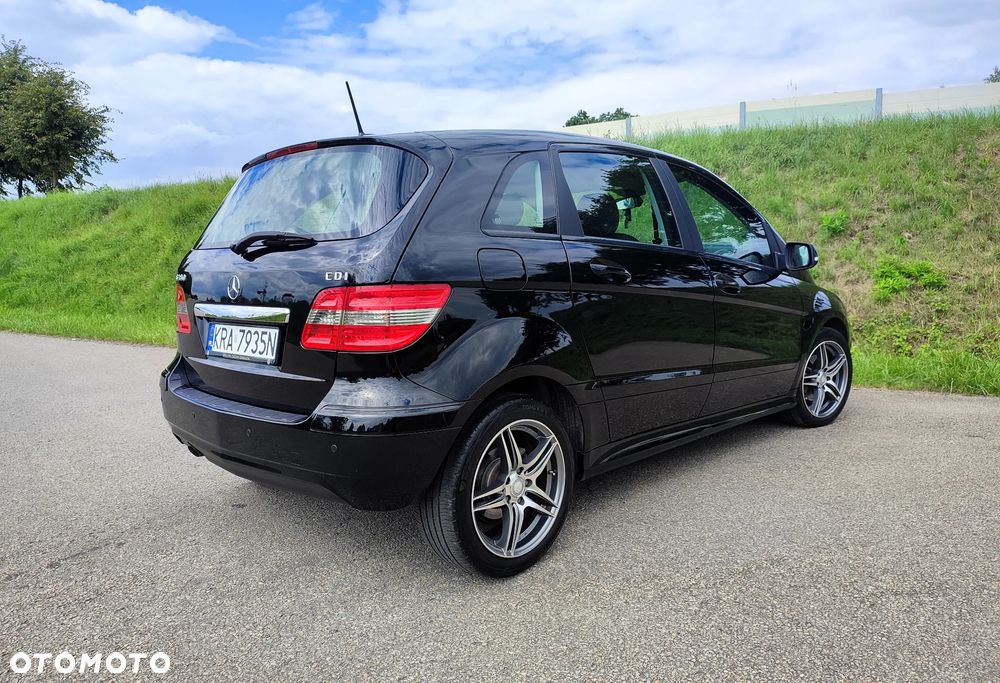 Mercedes-Benz Klasa B 180 CDI - 15