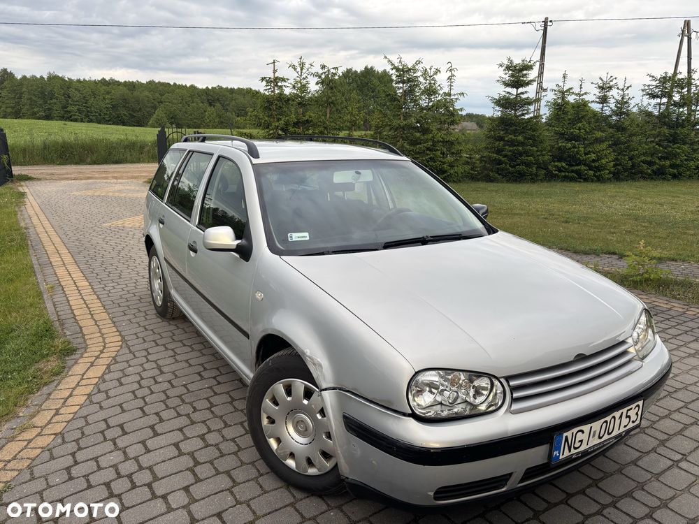 Volkswagen Golf - 2