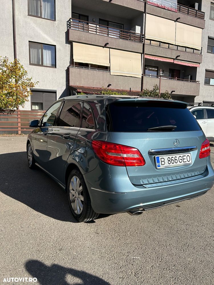Mercedes-Benz B 200 CDI BlueEFFICIENCY - 5