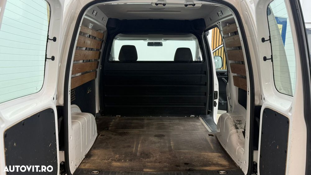 Volkswagen Caddy - 9