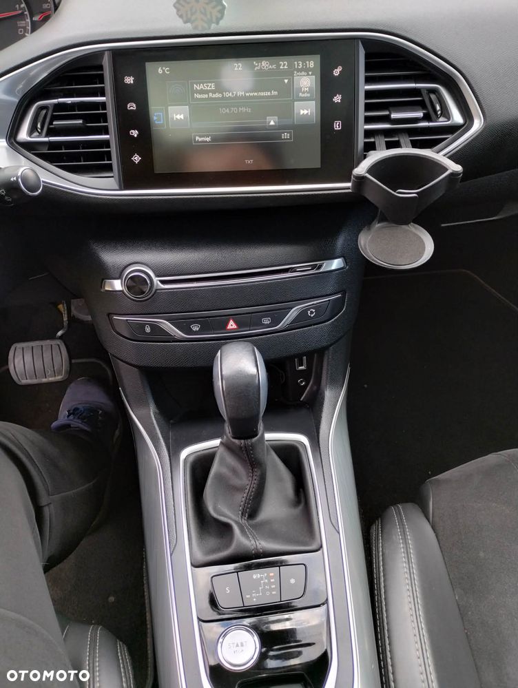Peugeot 308 BlueHDi 150 Automatik Stop & Start Allure - 14