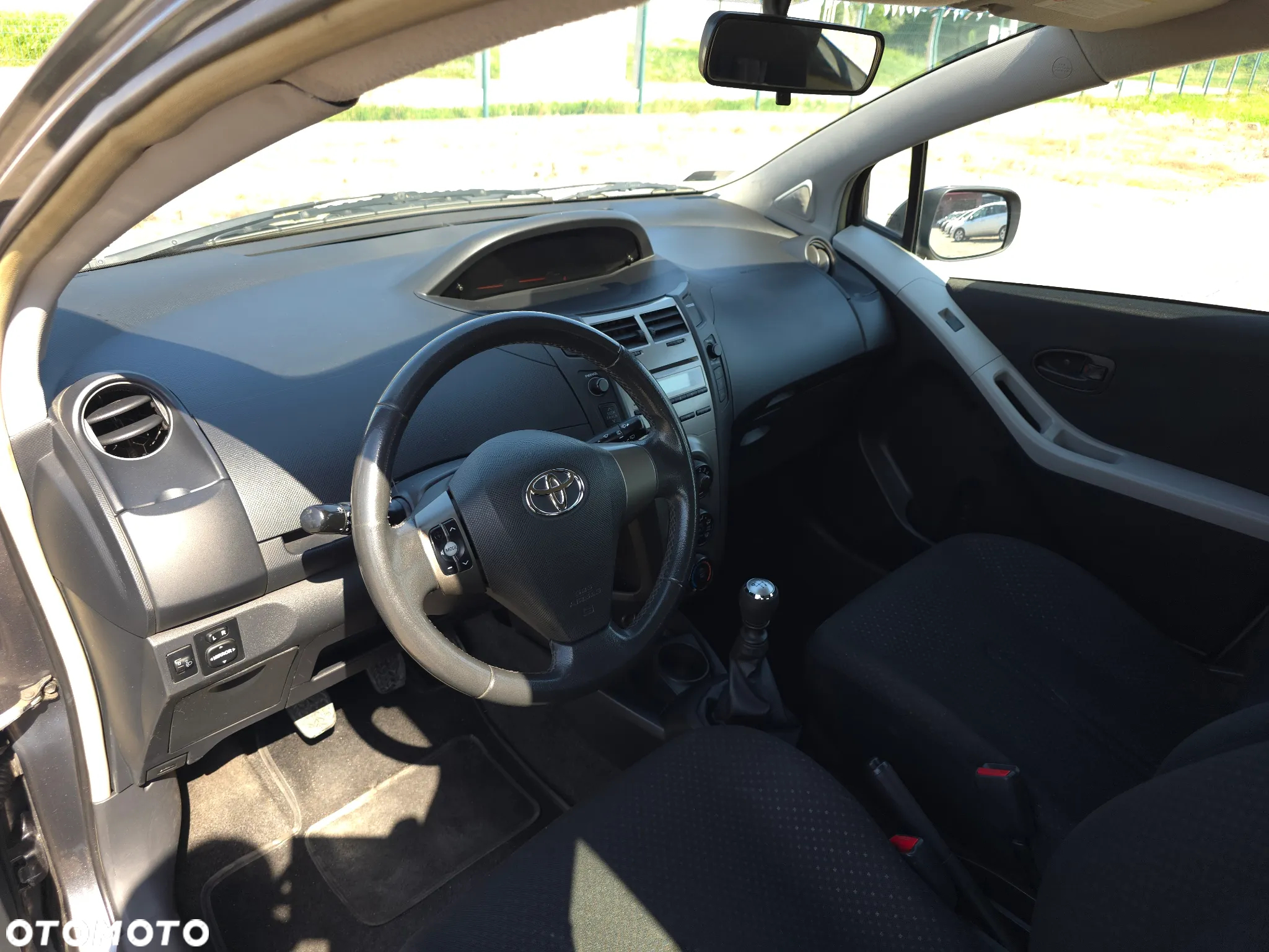Toyota Yaris 1.33 Premium - 20