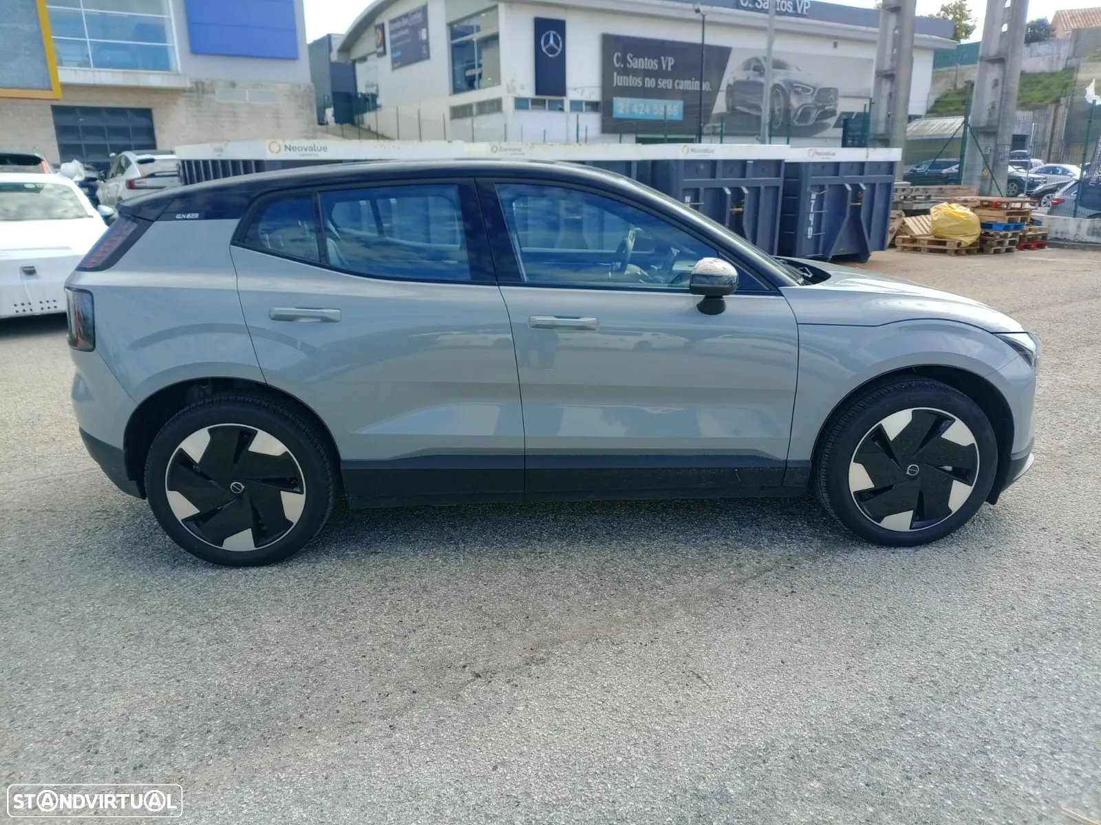 Volvo EX30 69 kWh Single Motor Extended Range Plus - 11
