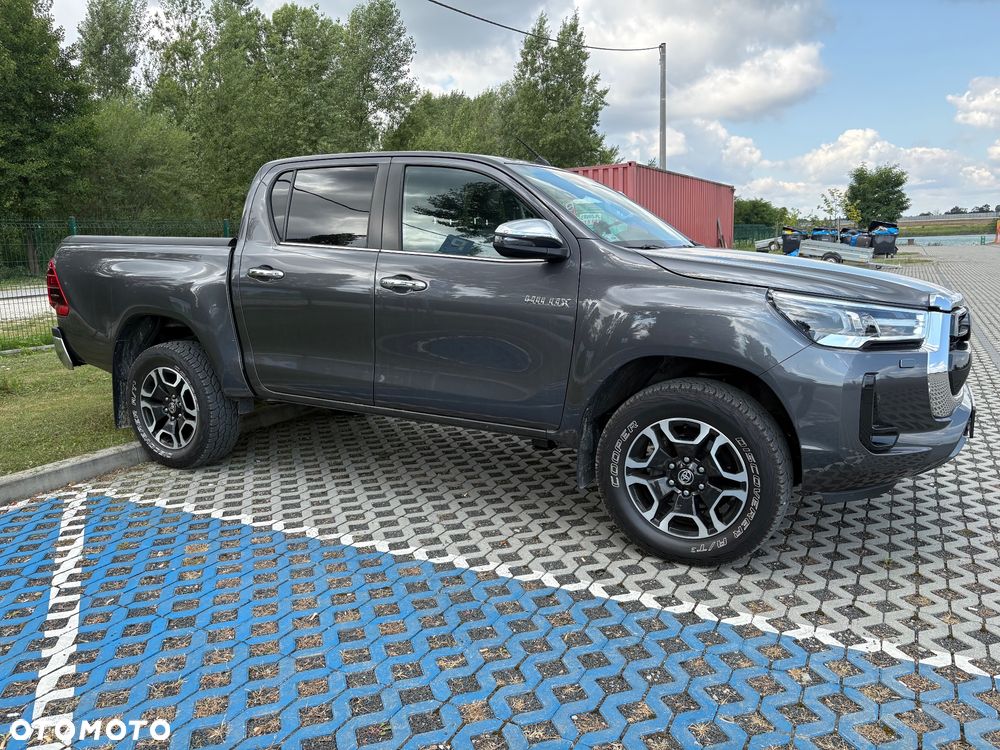 Toyota Hilux 2.8 D-4D Double Cab SR5+ 4x4 - 13