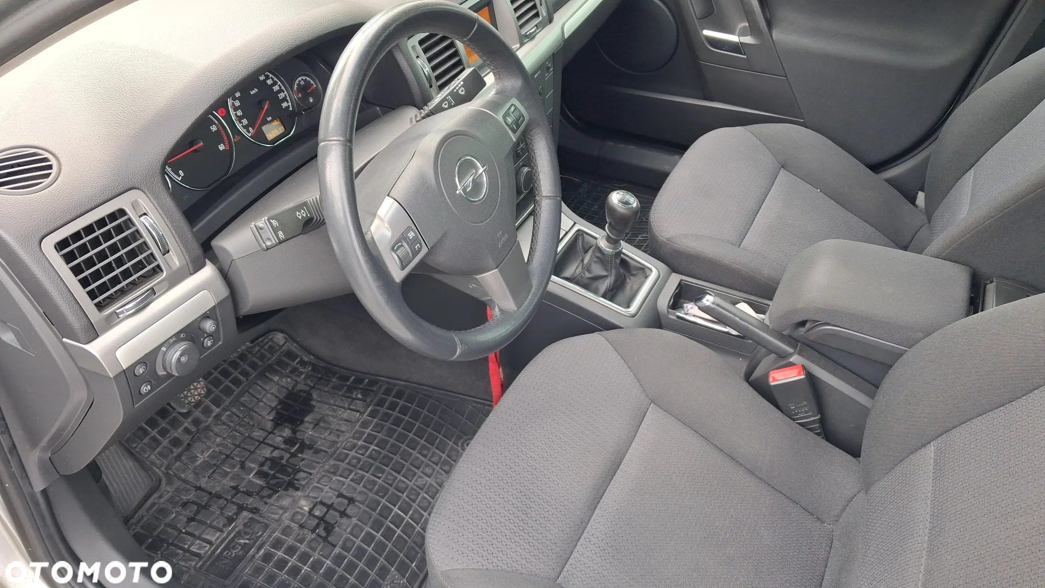 Opel Signum 1.9 CDTI - 4