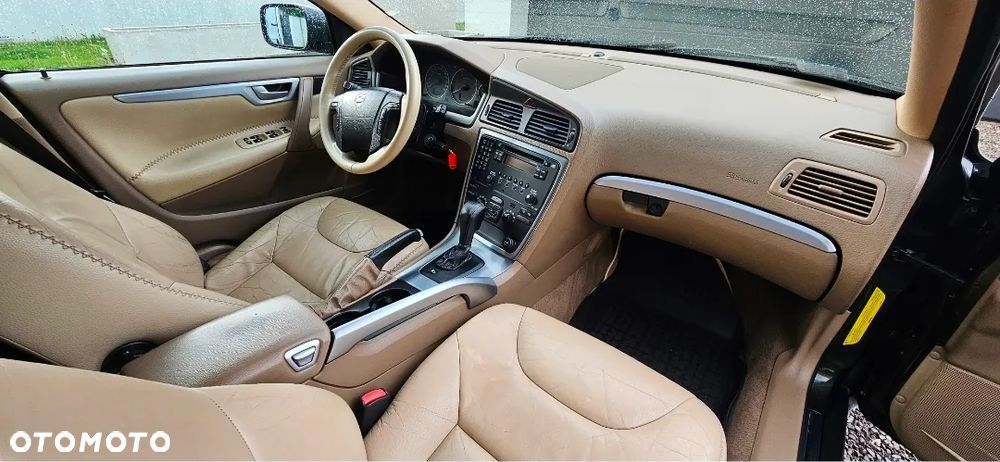 Volvo XC 70 D5 AWD Automatik Premium - 11