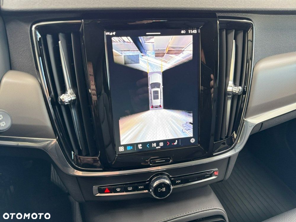 Volvo V90 - 24