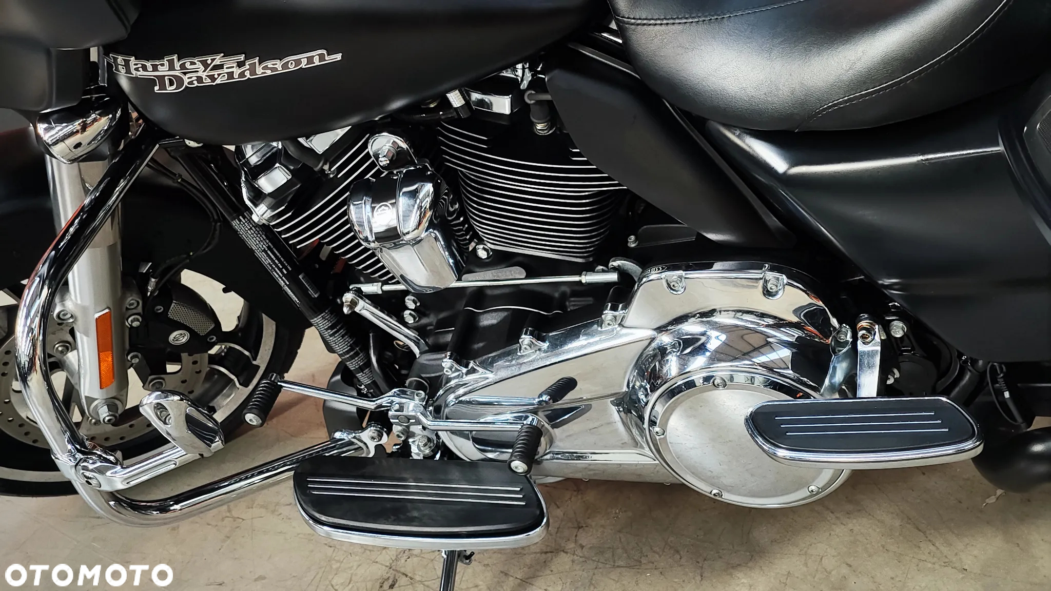 Harley-Davidson FLHXS Special - 18