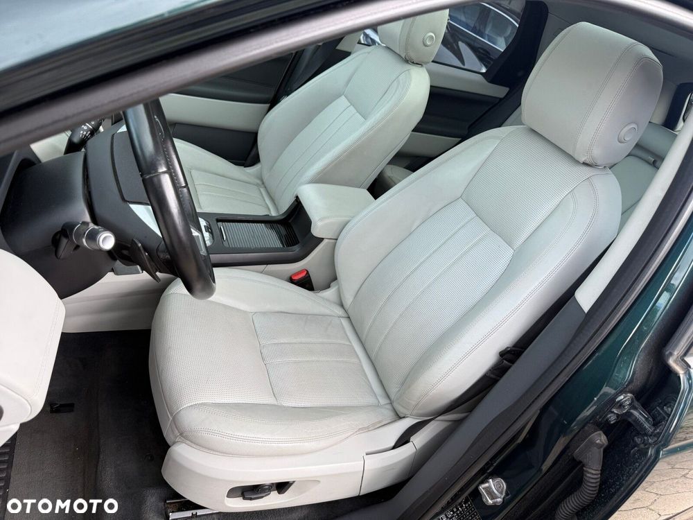 Land Rover Discovery Sport - 22