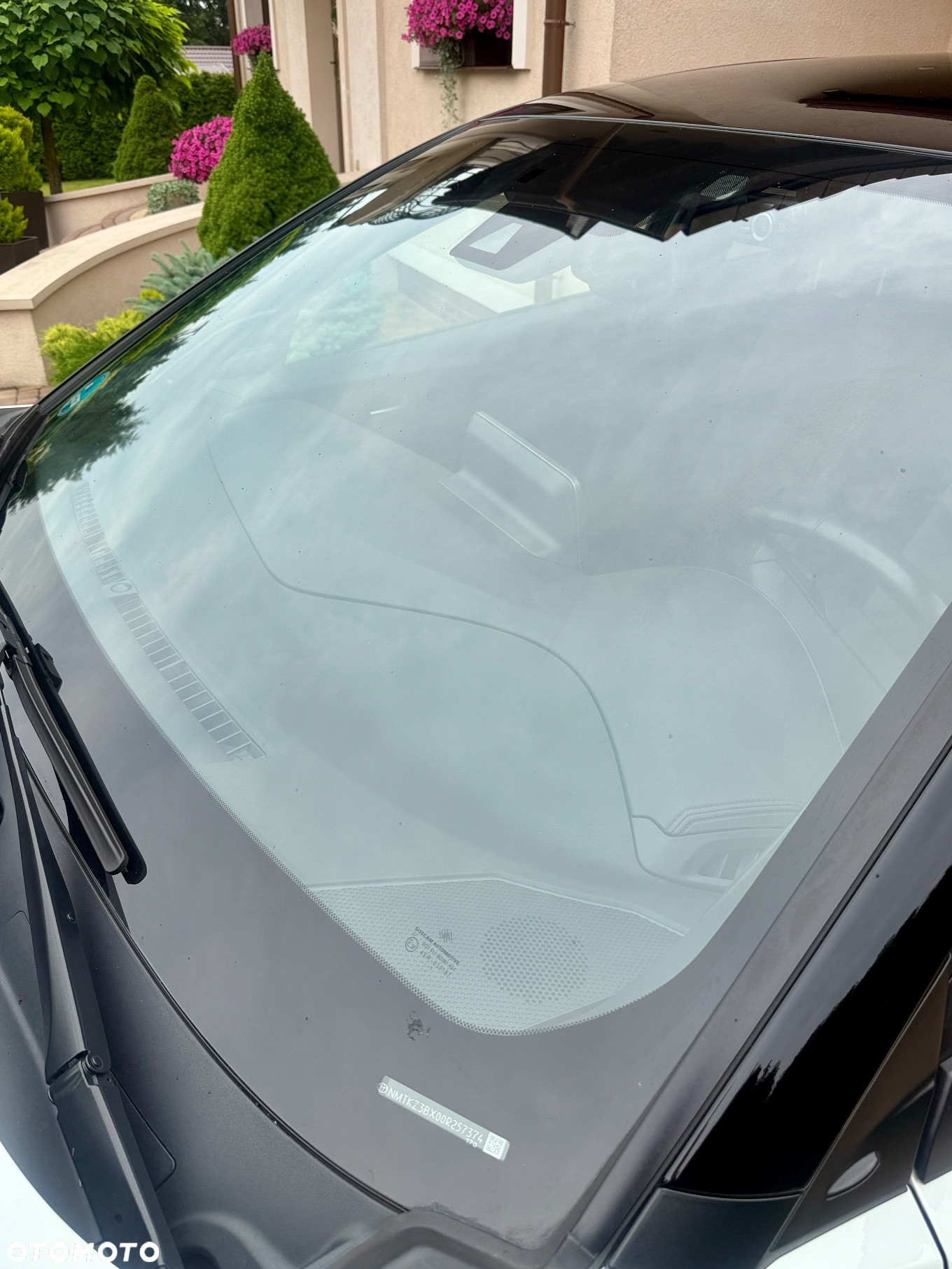 Toyota C-HR Hybrid Style Selection - 14