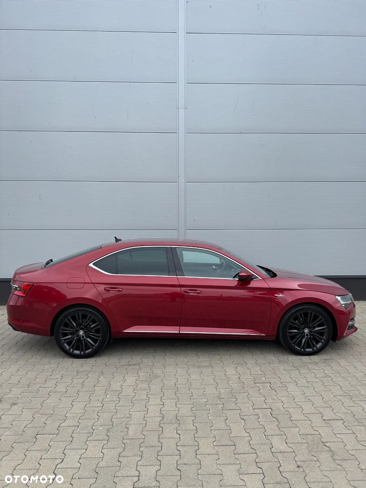 Skoda Superb 2.0 TDI SCR 4x4 L&K DSG - 8