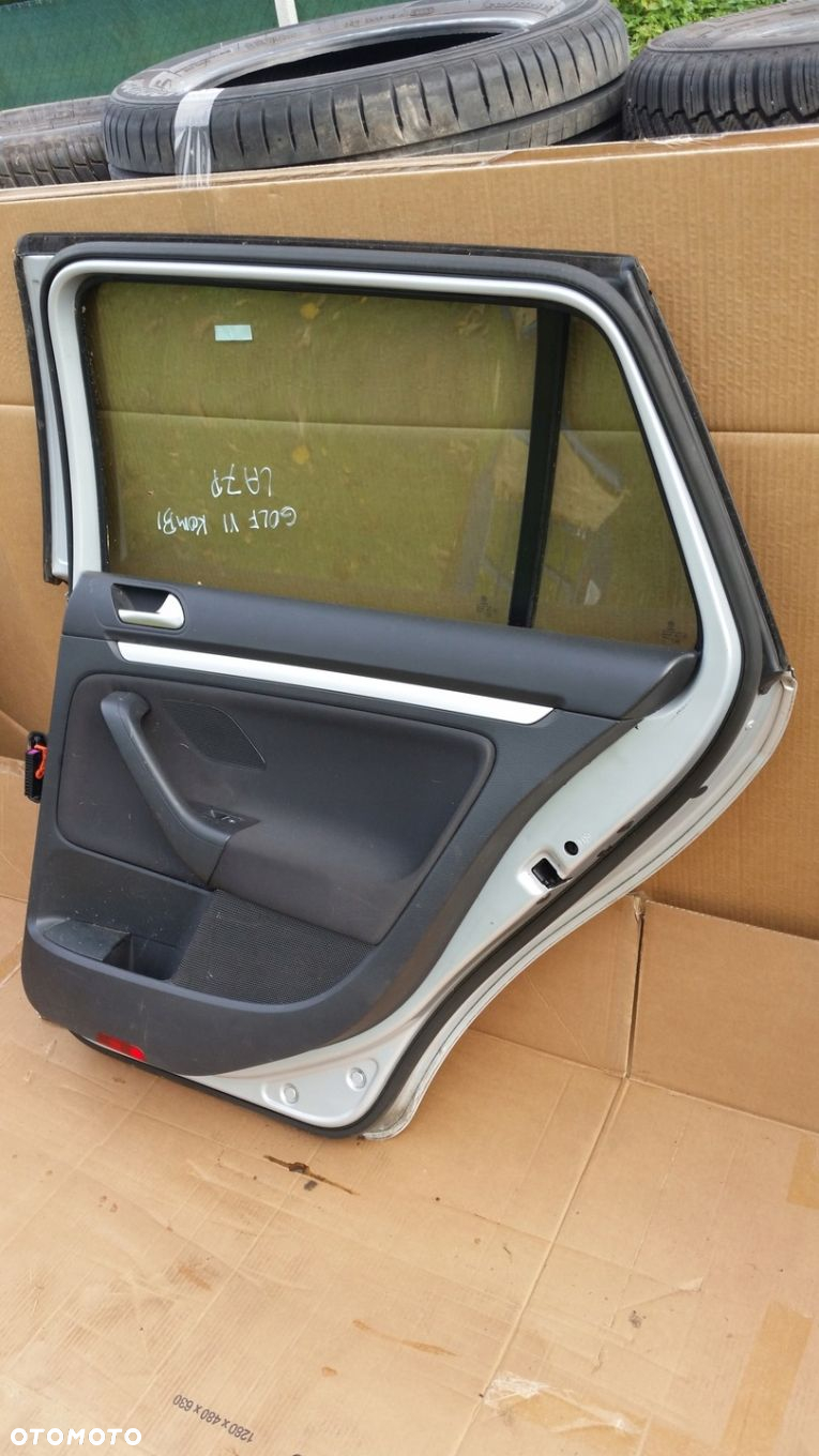 DRZWI PRAWY TYŁ VW GOLF VI KOMBI 8-13 R MK6 KOD LAK. LA7P - 4