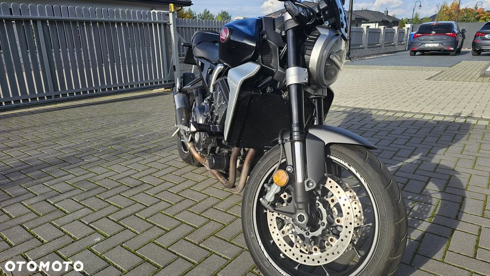 Honda CB - 10