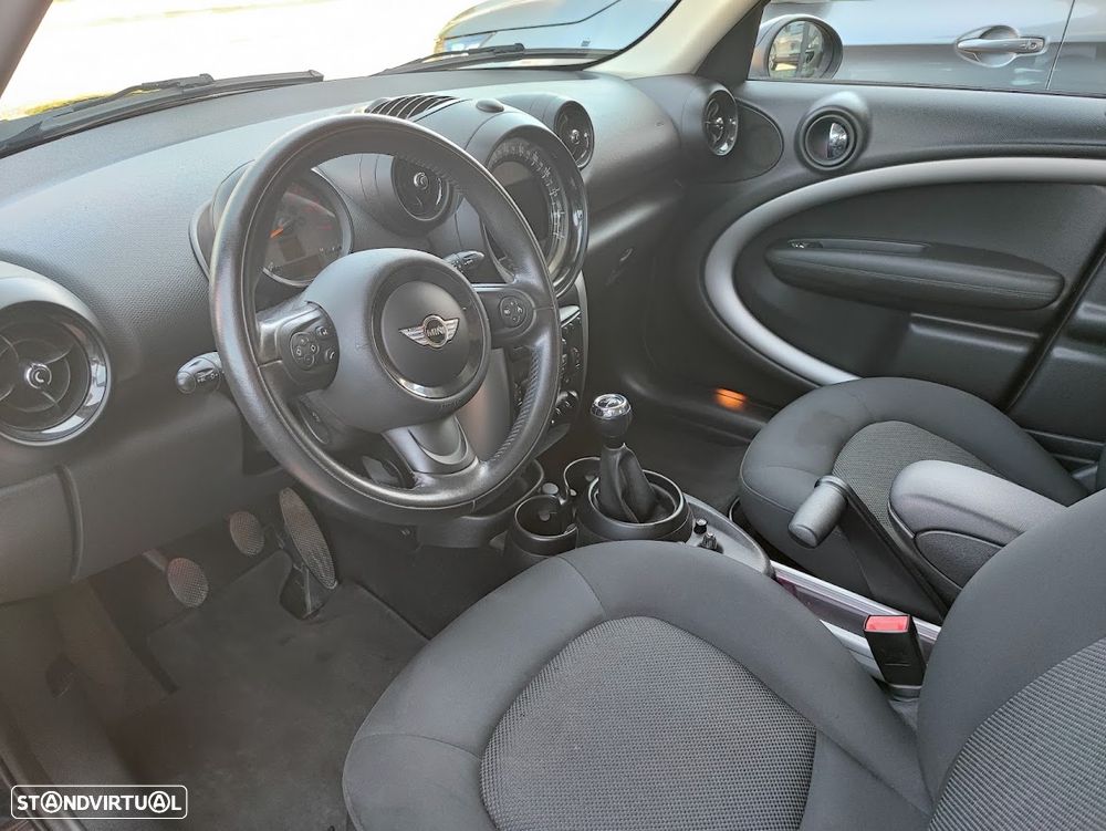 MINI Countryman Cooper D - 8