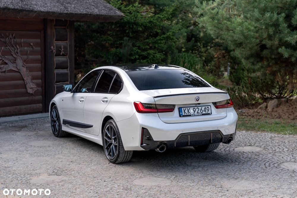 BMW Seria 3 320d xDrive mHEV M Sport - 3