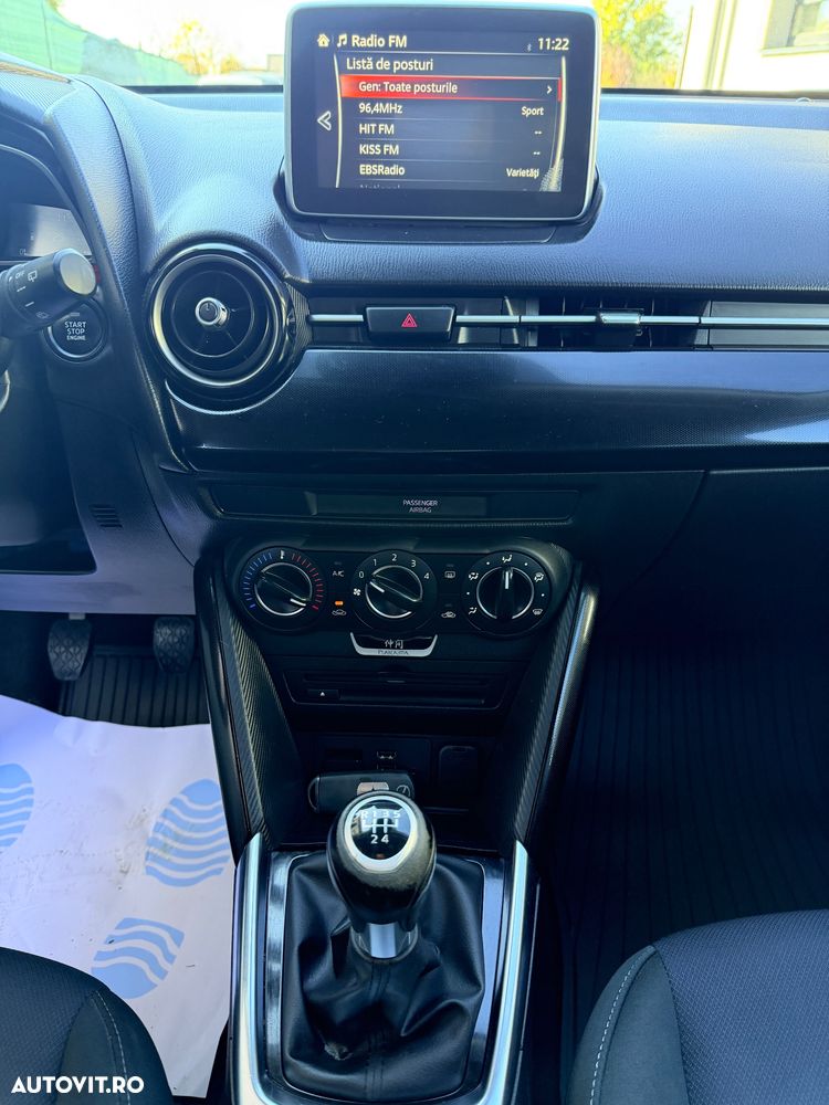 Mazda 2 - 7