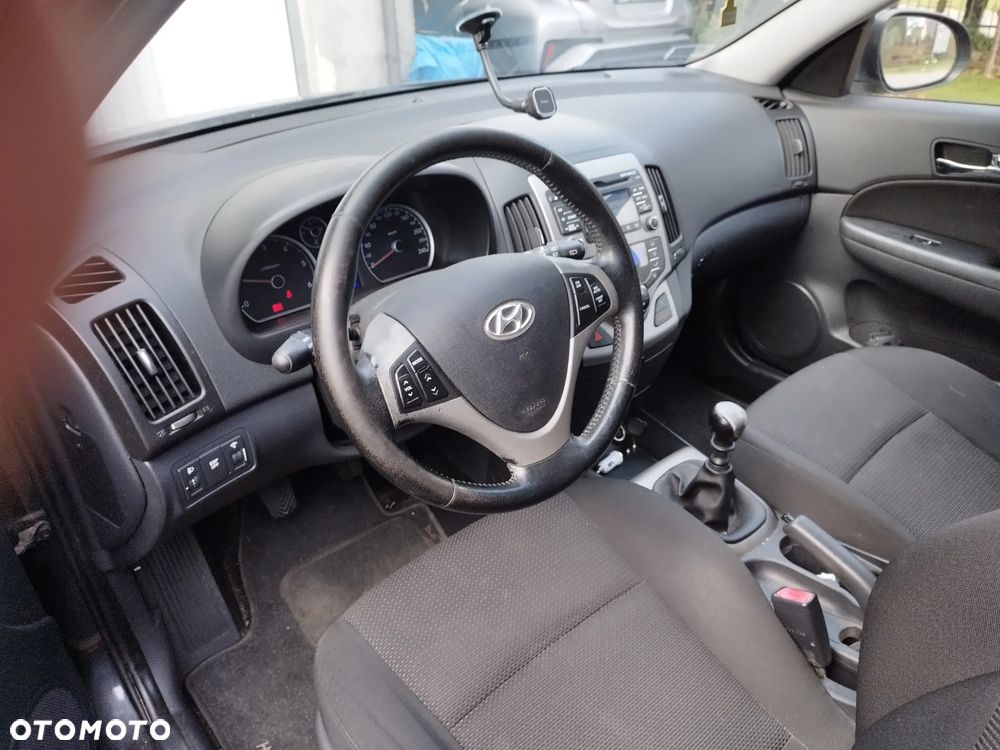 Hyundai i30 1.6 CRDI Classic - 6