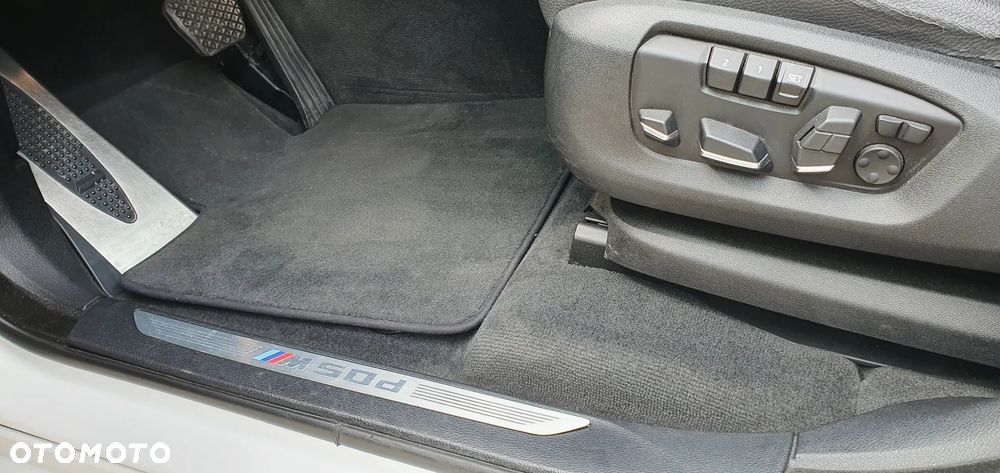 BMW X5 M M50d - 8