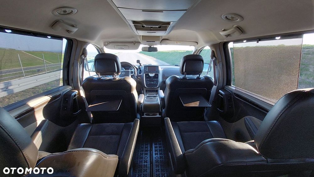 Lancia Voyager 3.6 Platinum - 19