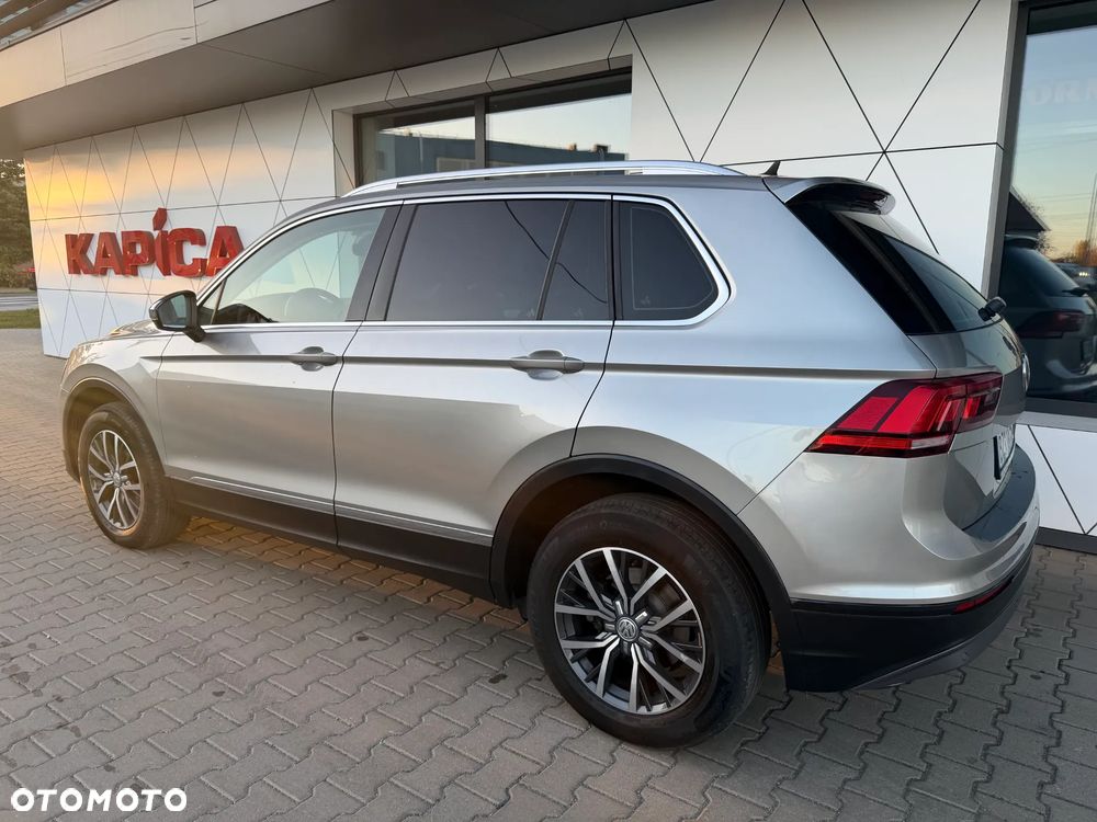 Volkswagen Tiguan 2.0 TDI SCR 4MOTION BlueMotion Technology DSG Lounge Sport & Style - 5