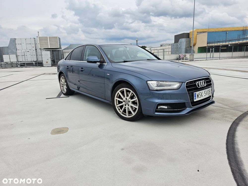 Audi A4 Limousine - 8