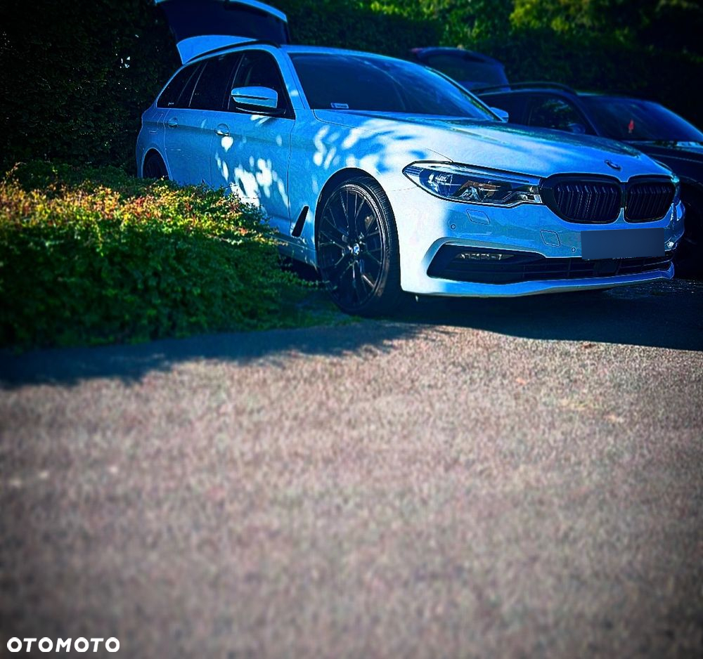 BMW Seria 5 540d xDrive Sport Line sport - 34
