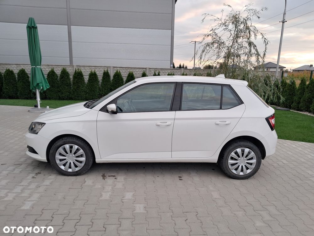 Skoda Fabia 1.2 TSI Active - 3
