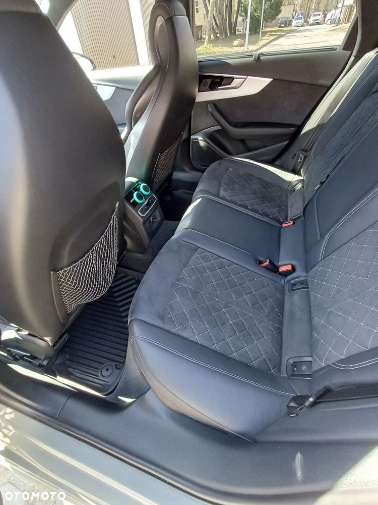 Audi A4 Avant - 33