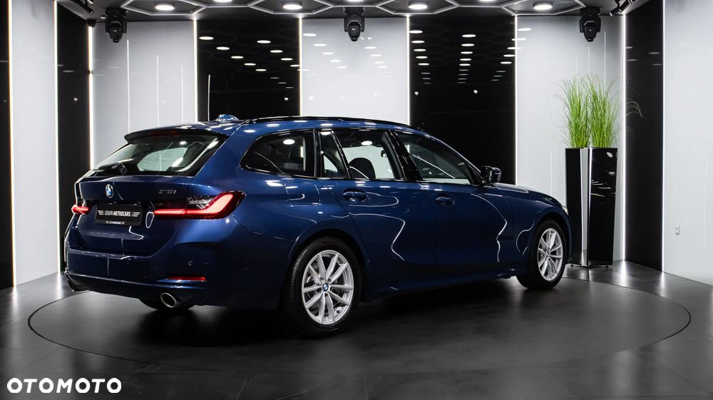 BMW Seria 3 318i Sport Line - 7