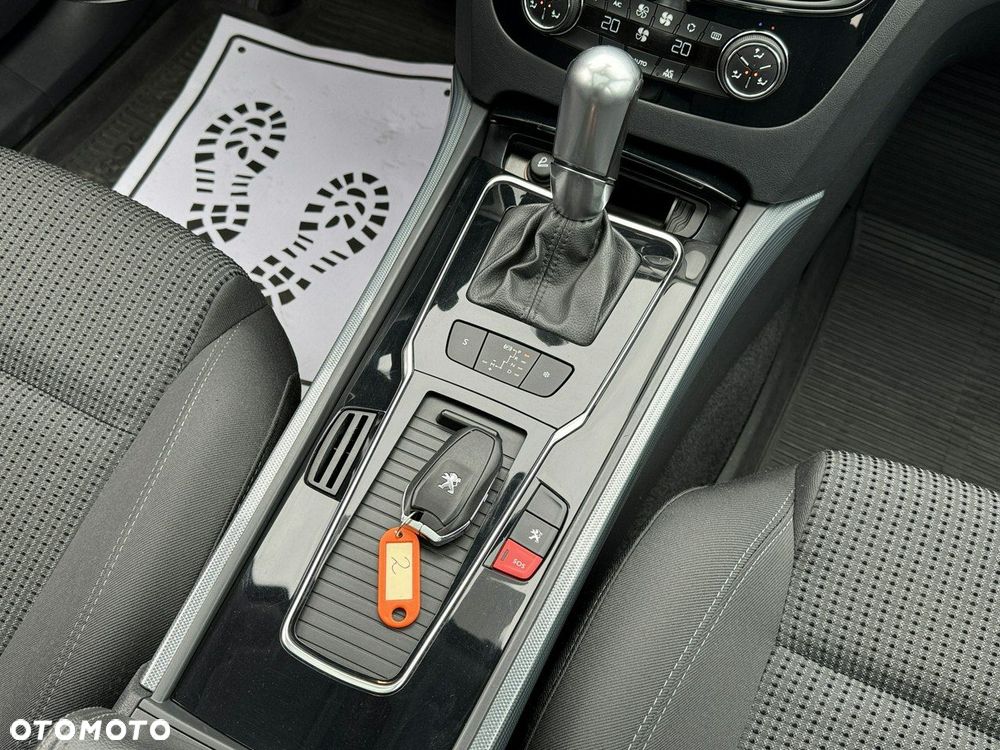 Peugeot 508 SW BlueHDi 120 EAT6 Stop&Start Business-Line - 30