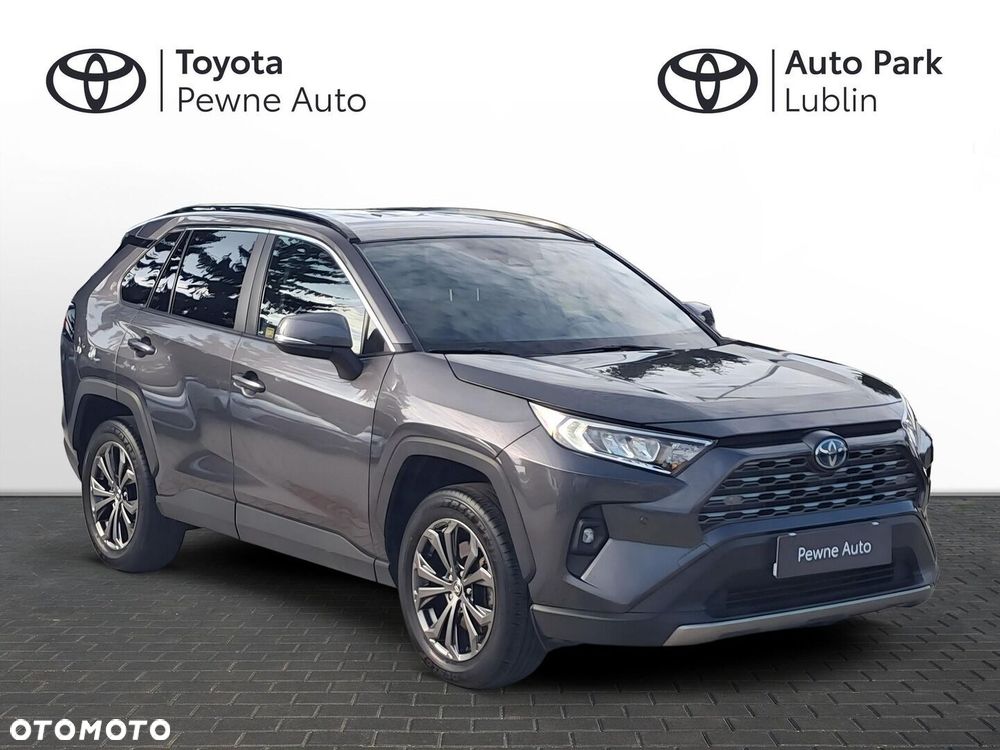 Toyota RAV4 - 8