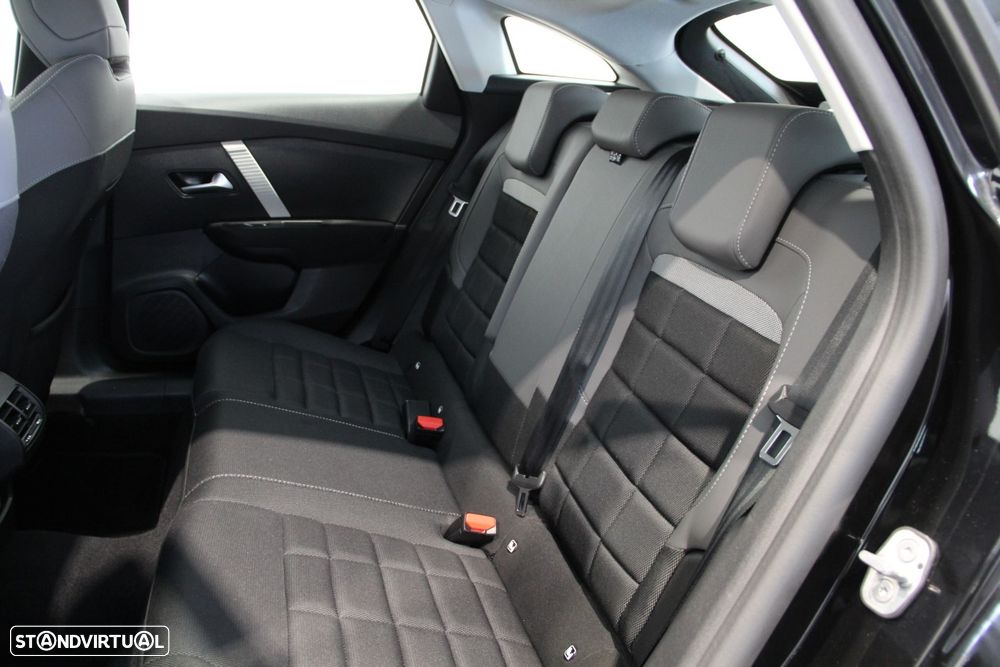 Citroën C4 1.2 Hybrid Plus e-DSC6 - 23