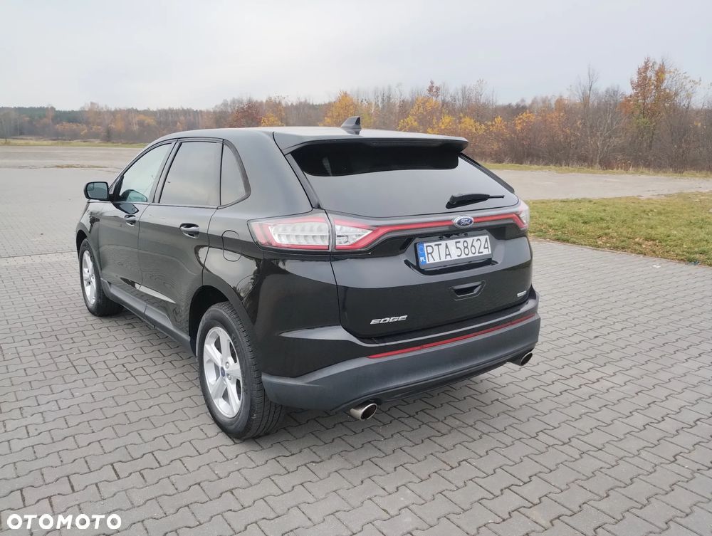 Ford Edge - 4