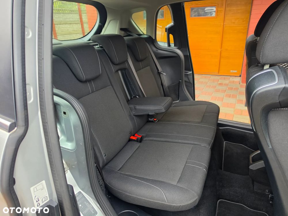 Ford B-MAX 1.6 Titanium - 19