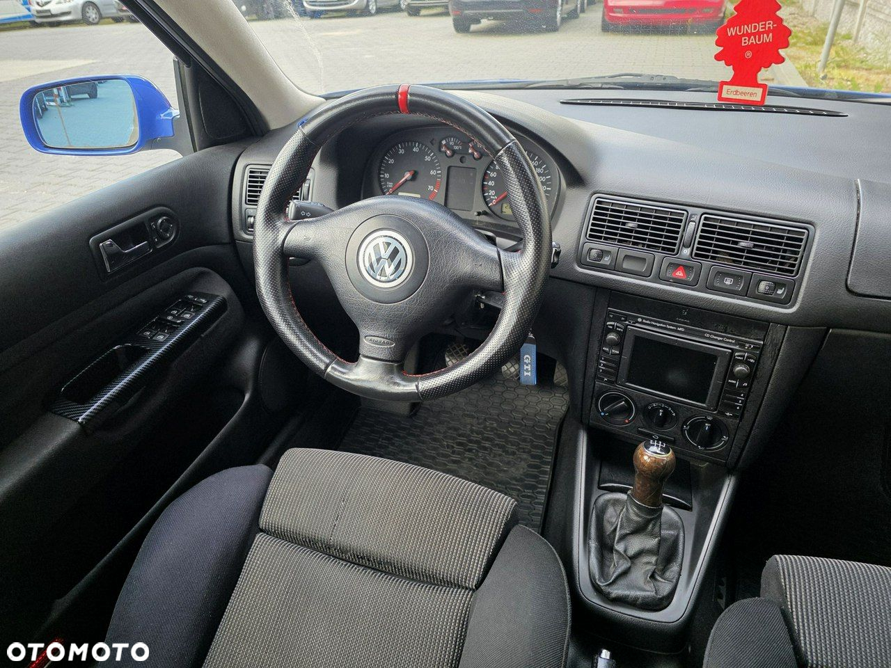 Volkswagen Golf IV 1.8 20V Turbo GTI - 16