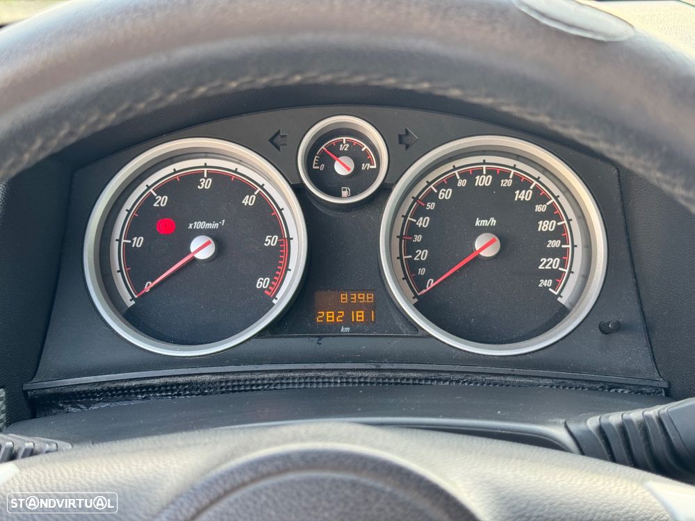 Opel Astra GTC 1.7 CDTi - 6